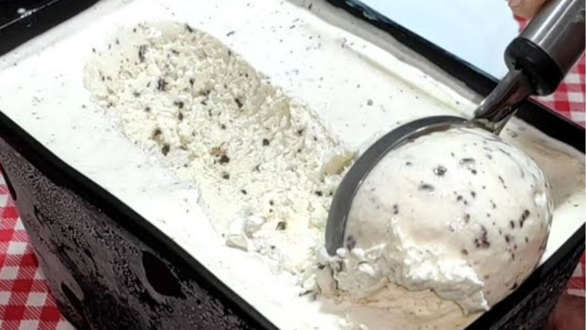 SORVETE DE FLOCOS CASEIRO CREMOSO